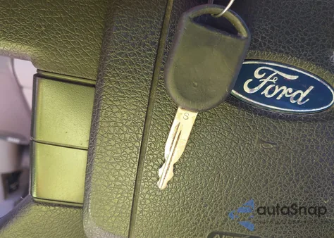 2004 Ford F-150 Stx/Xl/Xlt z USA, uszkodzony, nr VIN 1FTRF12W44NC40836